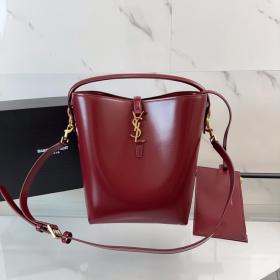 SAINT LAURENT CASSANDRE Cow Leather Bucket Bag, Shoulder Bag, 742828 size 20*25*16CM