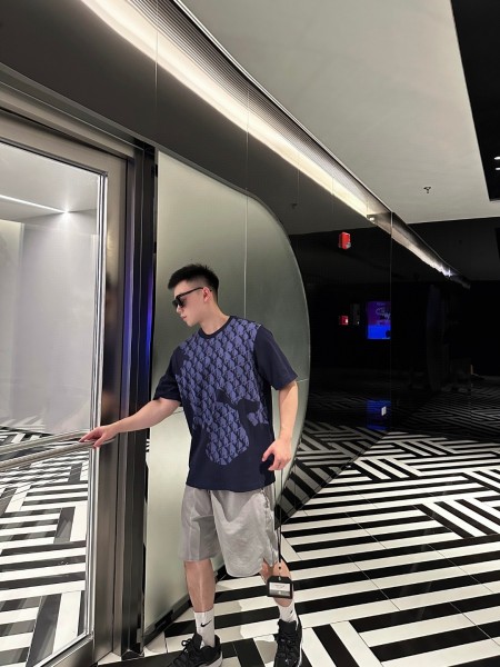  Clothes Louis Vuitton 20250811-3