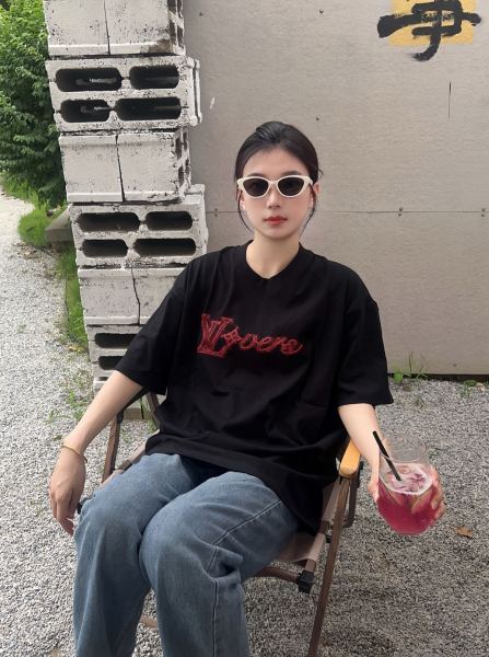  Clothes Louis Vuitton 20250811-1