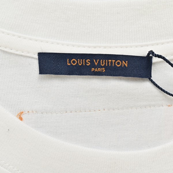  Clothes Louis Vuitton 20250811-2