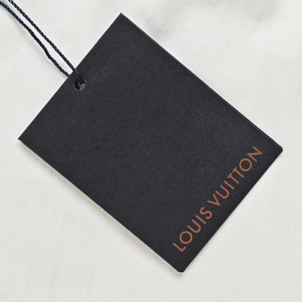  Clothes Louis Vuitton 20250811-2