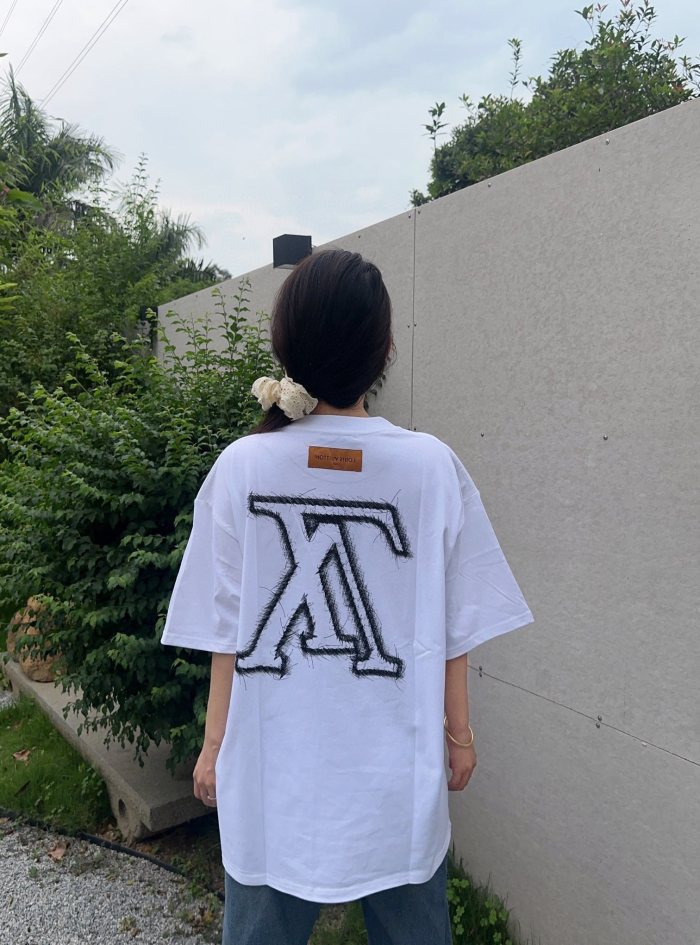  Clothes Louis Vuitton 20250811-2