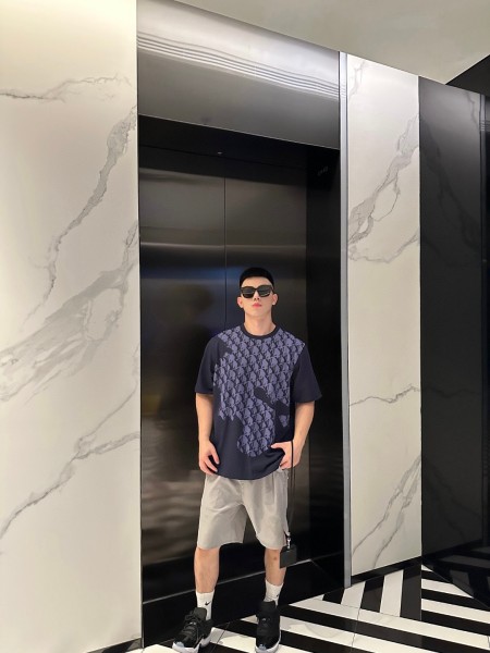  Clothes Louis Vuitton 20250811-3