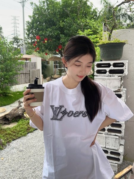  Clothes Louis Vuitton 20250811-2