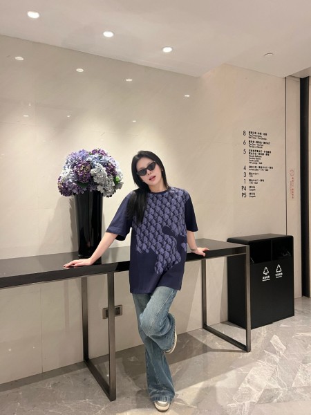  Clothes Louis Vuitton 20250811-3