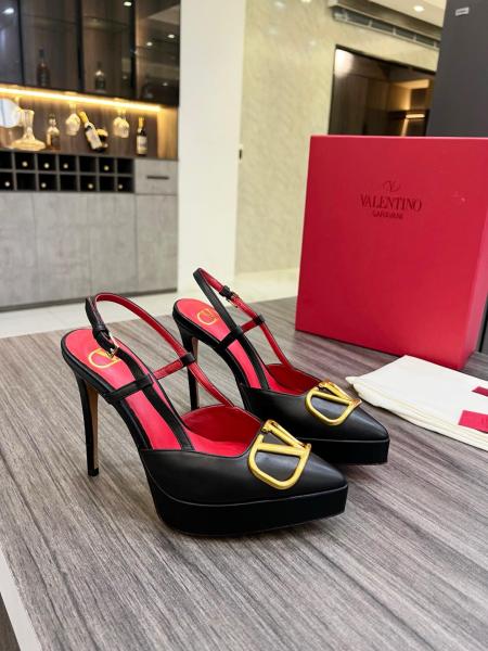 Valentino Garavani VLogo Signature 120mm Slingback Pumps