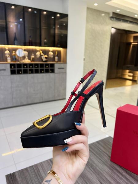 Valentino Garavani VLogo Signature 120mm Slingback Pumps