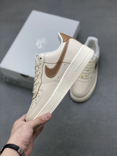 Nike Air Force 1 '07 Pearl White Pale Ivory Sail Light British Tan