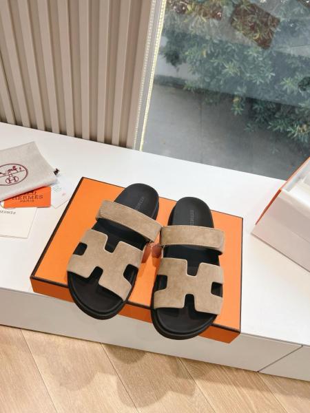 HERMES Chypre Beige Argile Suede Goatskin Men's