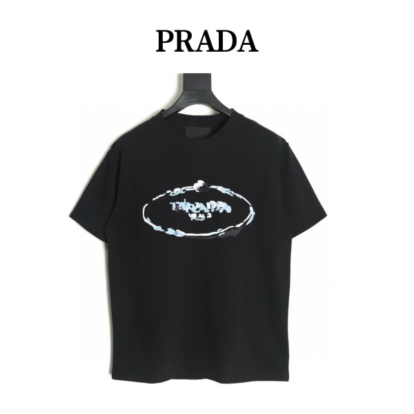  Clothes Prada 20250820-1