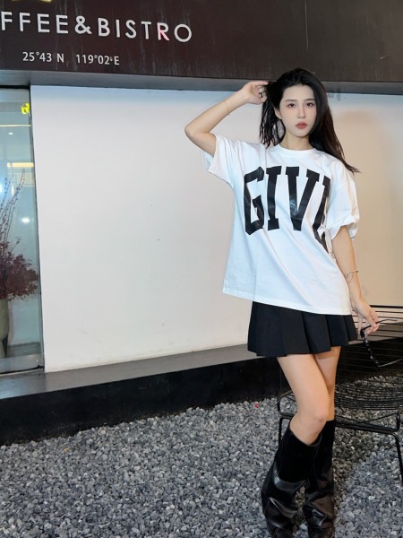  Clothes Givenchy 20250820-2