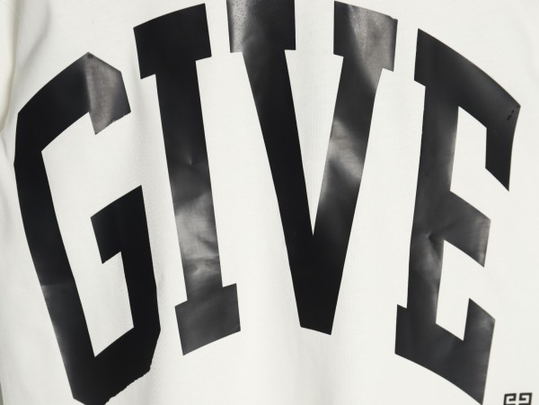  Clothes Givenchy 20250820-2