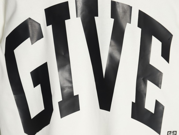  Clothes Givenchy 20250820-2