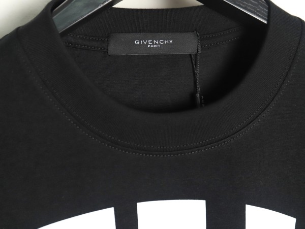 Clothes Givenchy 20250820-1