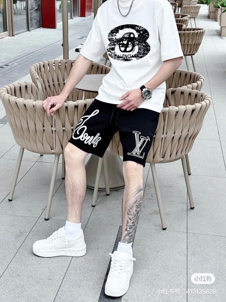  Clothes Louis Vuitton 20250820-5