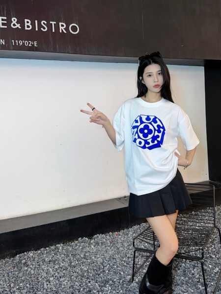  Clothes Louis Vuitton 20250820-8