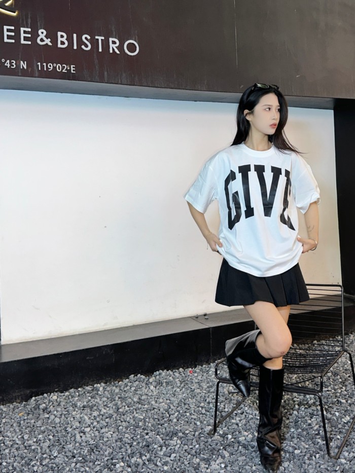  Clothes Givenchy 20250820-2