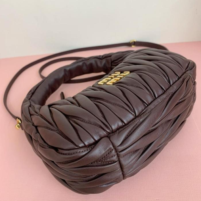 MIU MIU Wander Series Soft Sheep Leather Crescent Bag Shoulder Bag Crossbody Bag Handbag Small Size Women's Dark Brown 5BC125_N88_F0NBL_V_OOY size 20*6*17 cm