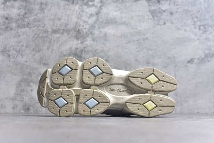 New Balance 9060 Pink Cream