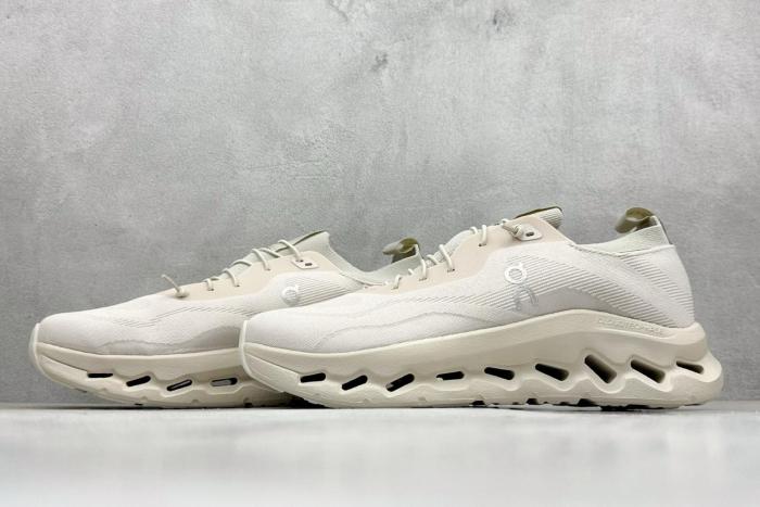 On Running Cloudtilt Loewe Sand