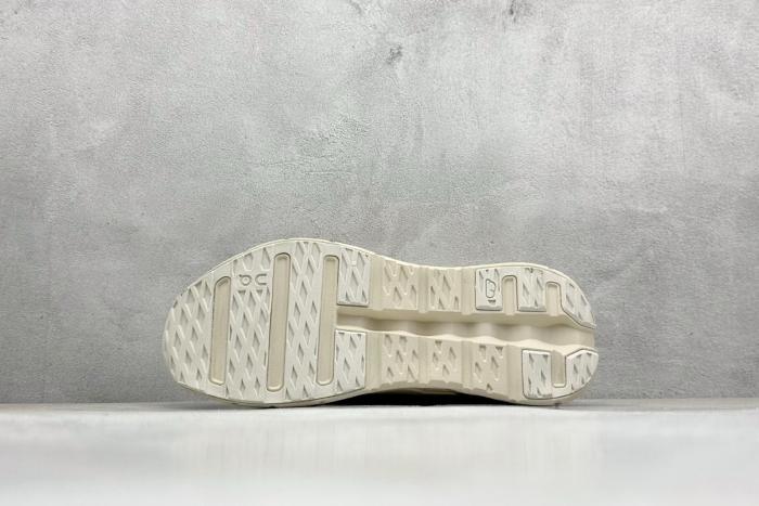 On Running Cloudtilt Loewe Sand