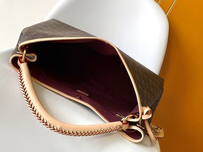 LOUIS VUITTON Cow Leather Handbag Regular Women's Brown M25877 size 53*15.5*30 cm