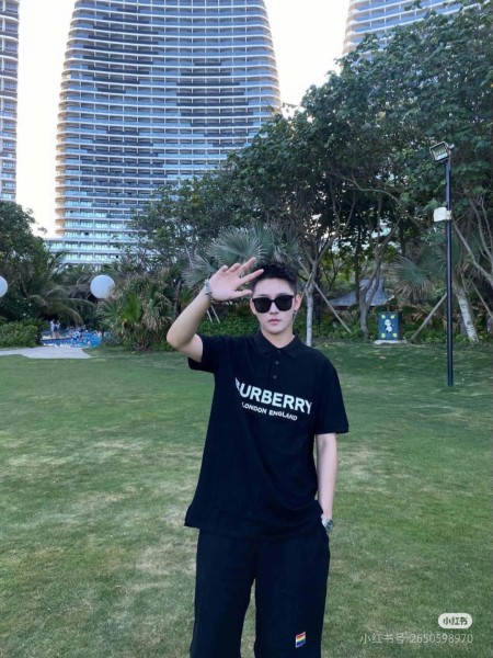  Clothes Burberry 20250901-1