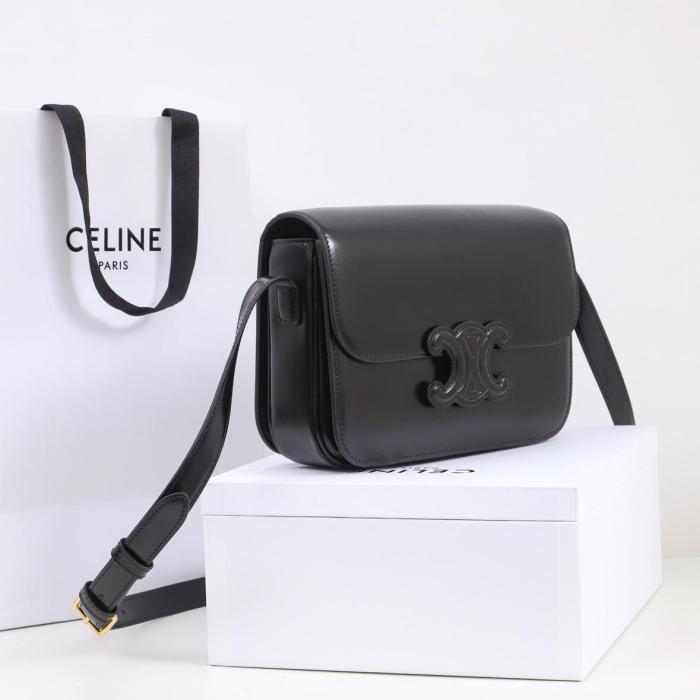 Celine CLASSIQUE TRIOMPHE BAG IN Shiny Calfskin BLACK 187363EQJ.38NN size 22*15.5*6 CM