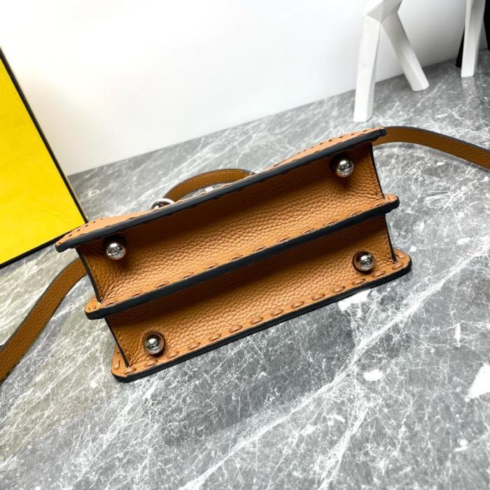  FENDI Peekaboo ISeeU Grain Calfskin One Shoulder Handbag Women's Brown 8BN335-ARBB-F1NPG size 20*11*15.5cm