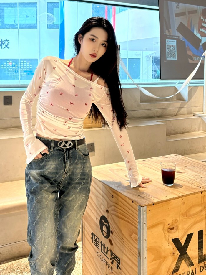 Clothes Balenciaga 20250908-3