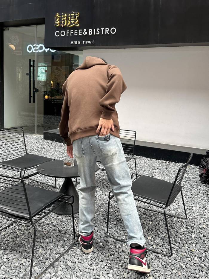 Clothes Prada 20250908-1