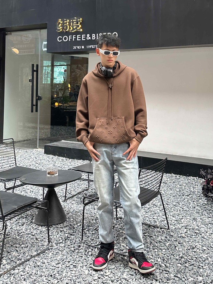 Clothes Prada 20250908-1