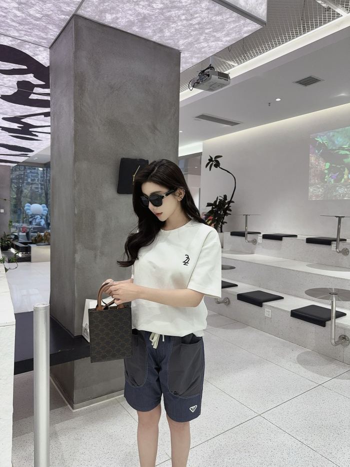  Clothes Prada 20250911-1