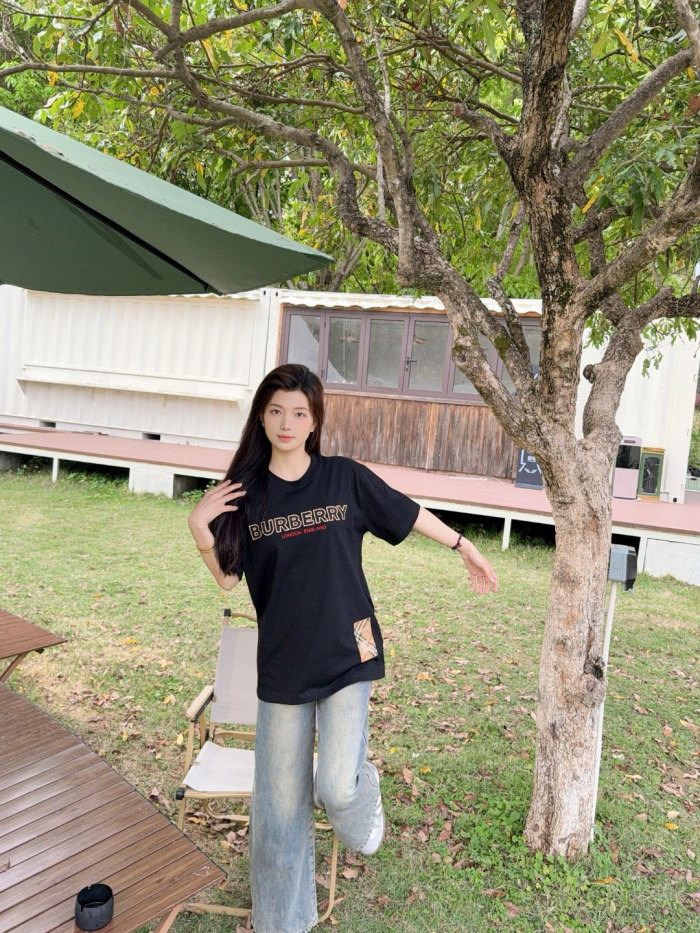 Clothes Burberry 20250911-1