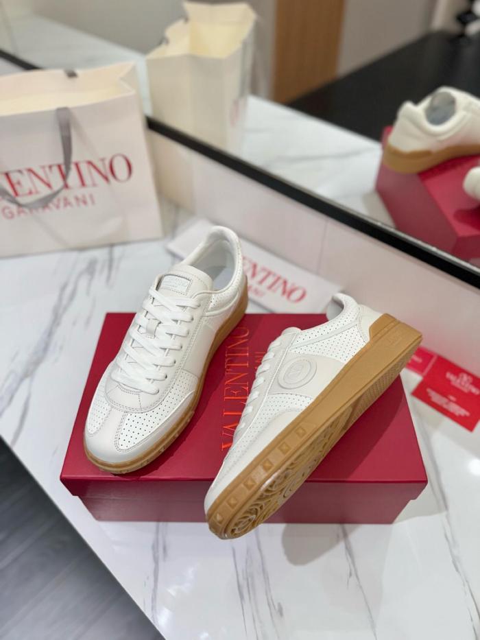 Valentino Garavani Upvillage Lace Up Sneakers