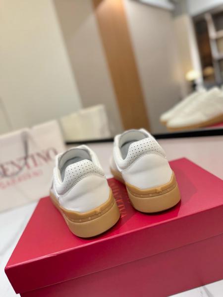 Valentino Garavani Upvillage Lace Up Sneakers