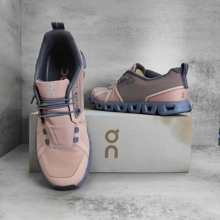 On Running Cloud 5 Waterproof Rose Fossil (Women's)