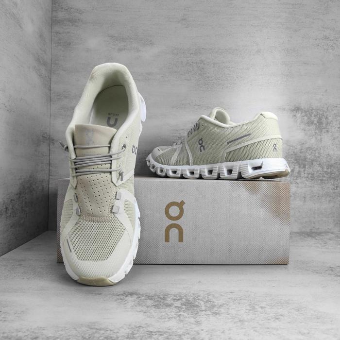 On Running Cloud 5 Pearl White (Women's)