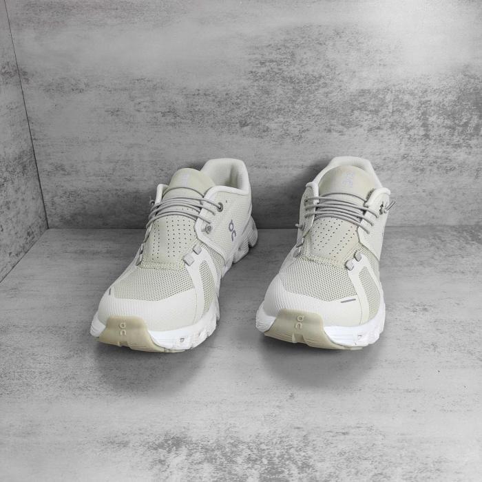 On Running Cloud 5 Pearl White (Women's)