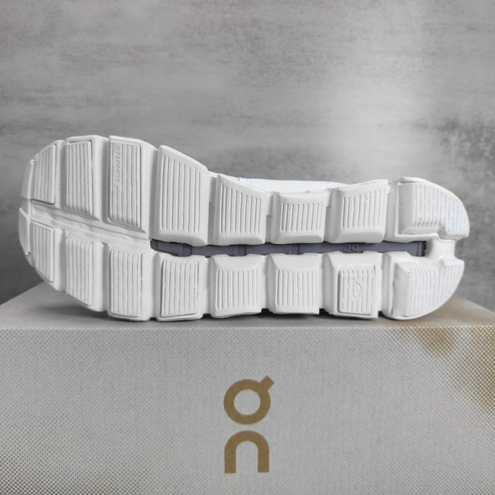 On Running Cloud 5 Ice White