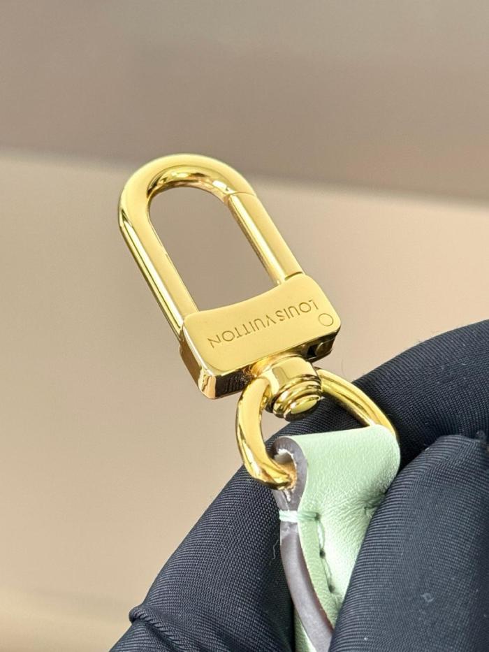 Louis Vuitton Express PM Ivoire M26905 size 26*13.5*17 cm