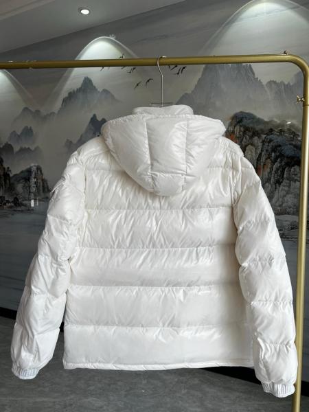 Moncler Maya Series Hooded Short Down Jacket Down Jacket White