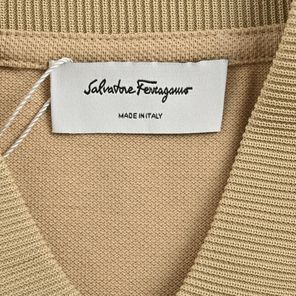  Clothes Ferragamo 202500922-4
