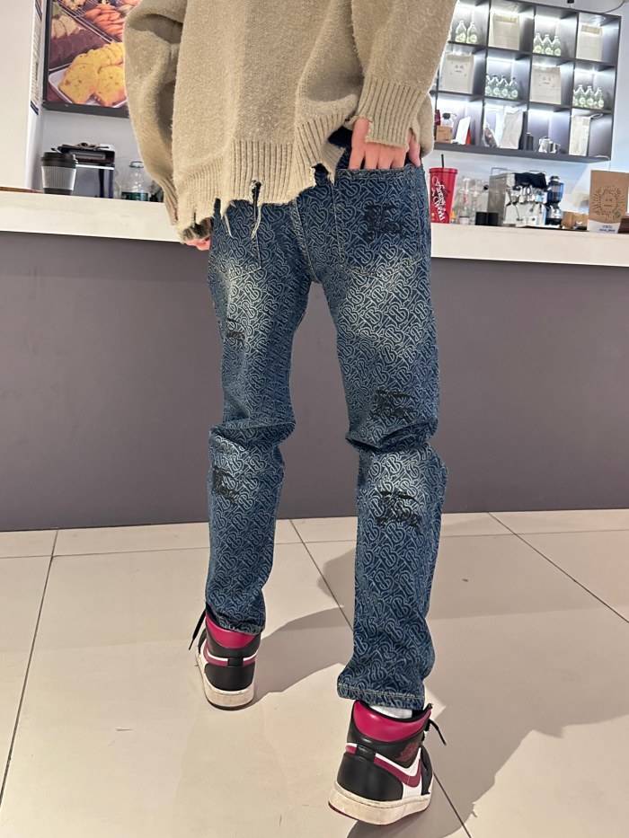  Clothes Burberry 20250922-4