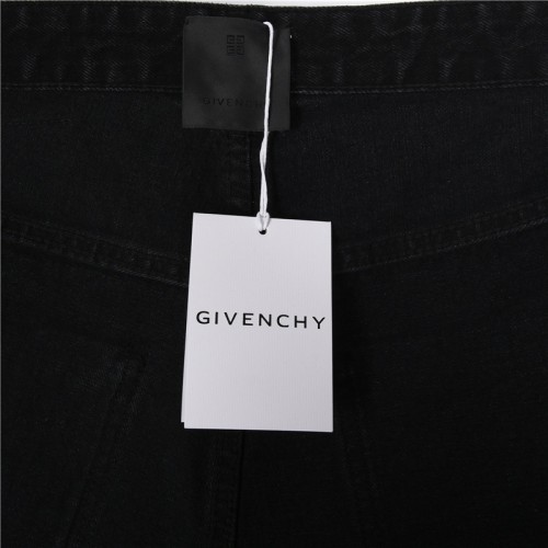  Clothes Givenchy 20250922-1