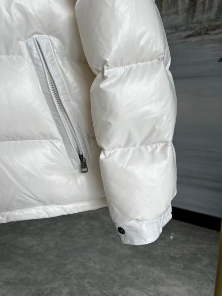 Moncler Maya Series Hooded Short Down Jacket Down Jacket White