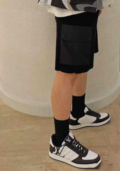  Clothes Louis Vuitton 20250922-3