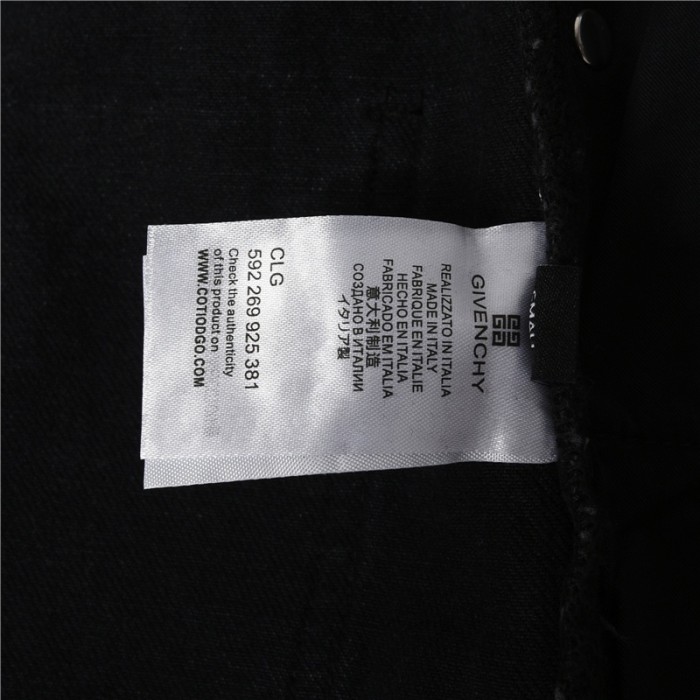  Clothes Givenchy 20250922-1