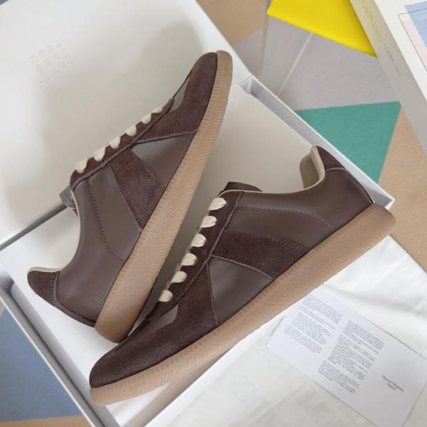 Maison Margiela Replica Low Top Casual Shoes Brown