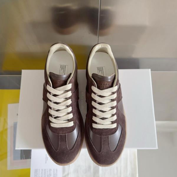 Maison Margiela Replica Low Top Casual Shoes Brown